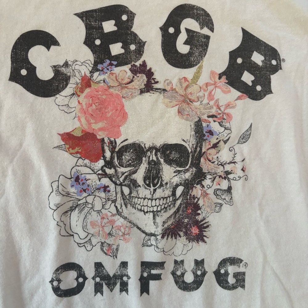 Recycled Karma CBGB Graphic Tee Men’s Sz Small Skull Floral Design White